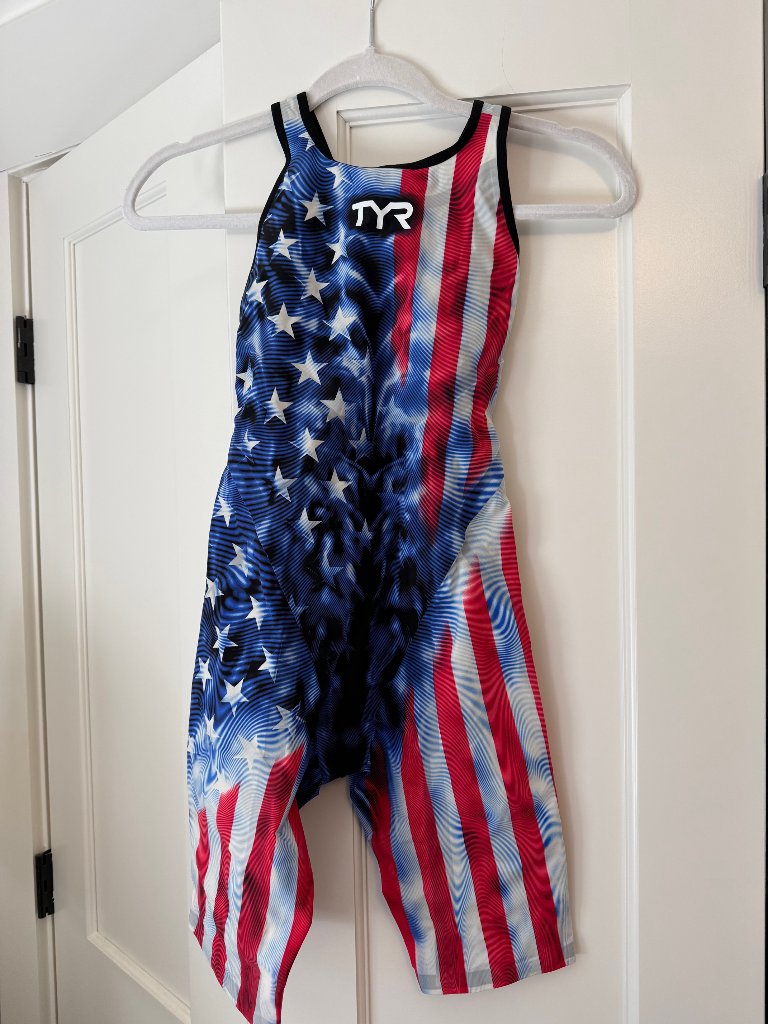 Tyr Women's Venzo Usa Tech Suit/Knee Skin Nwt